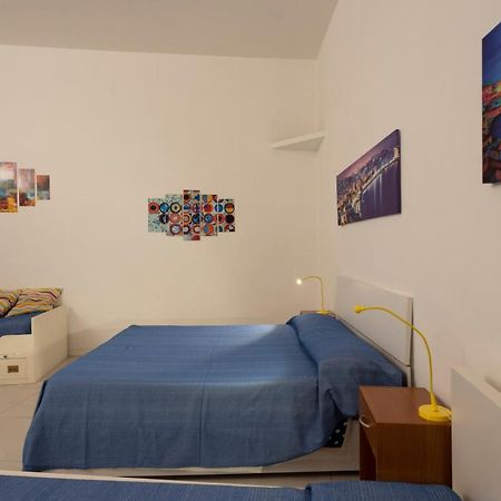 Geco'S Apartment Napoli Esterno foto