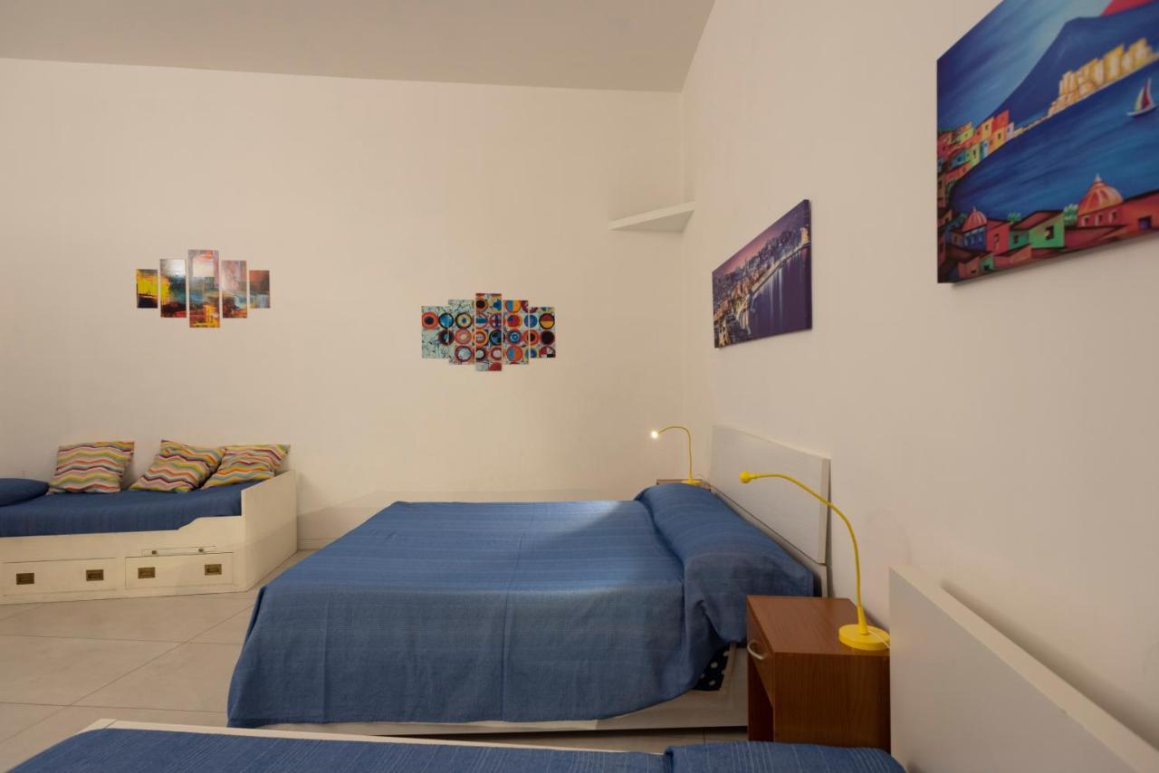 Geco'S Apartment Napoli Esterno foto