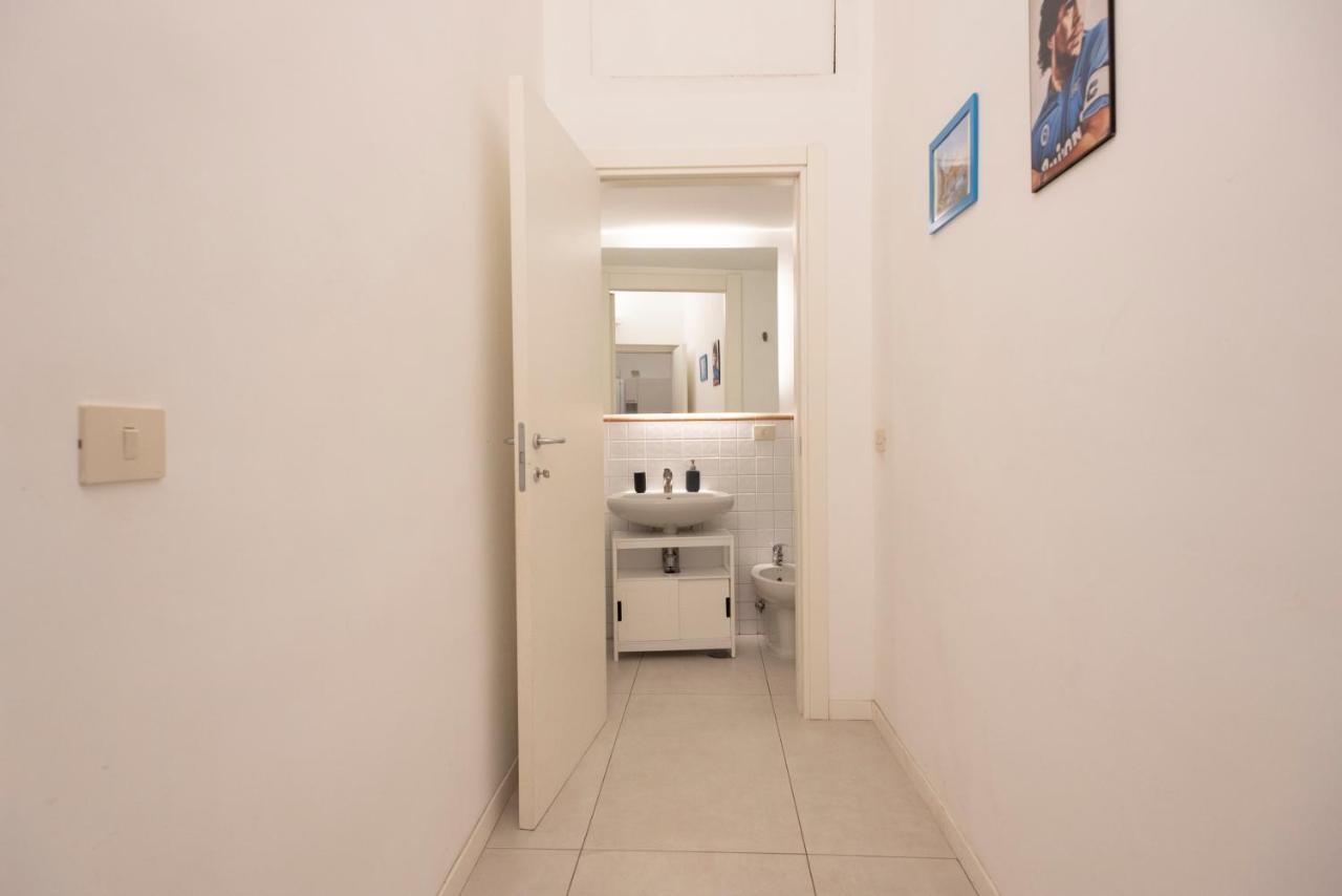 Geco'S Apartment Napoli Esterno foto