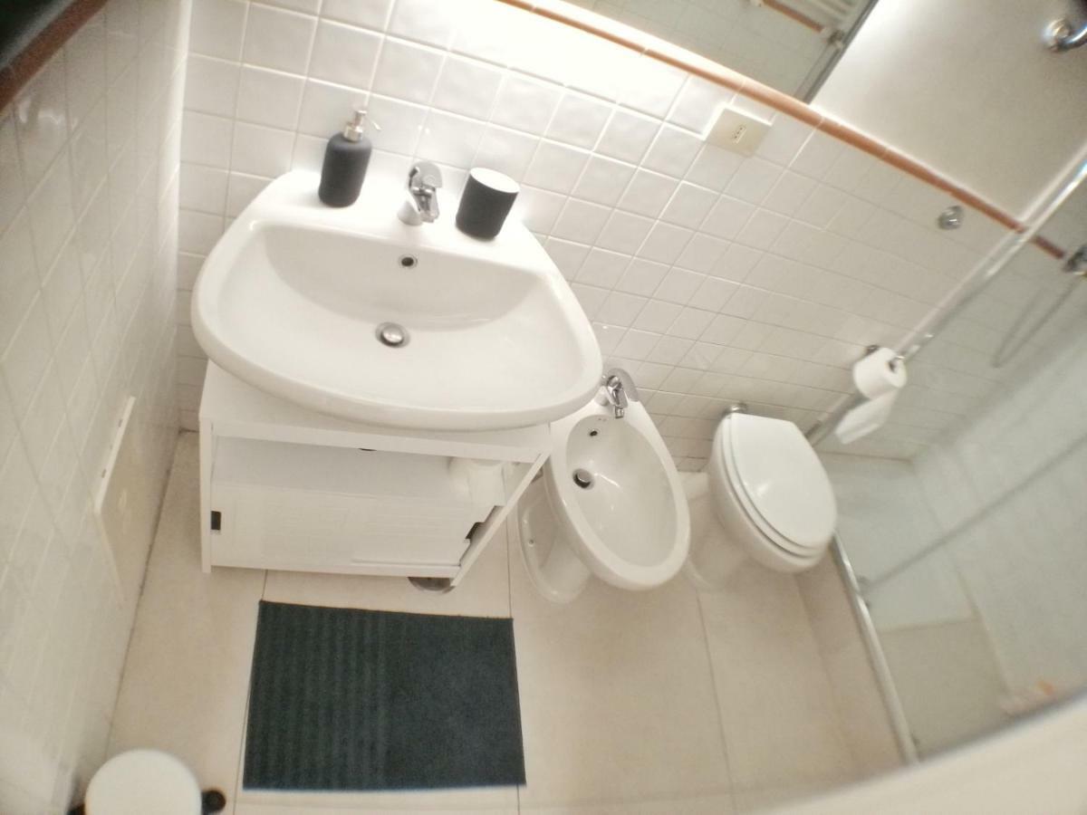 Geco'S Apartment Napoli Esterno foto