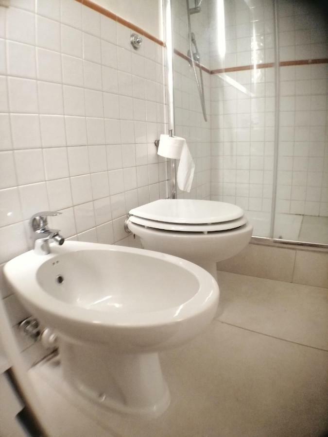 Geco'S Apartment Napoli Esterno foto