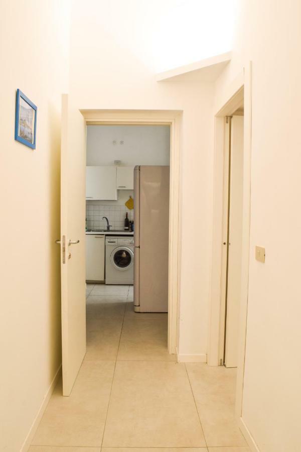 Geco'S Apartment Napoli Esterno foto
